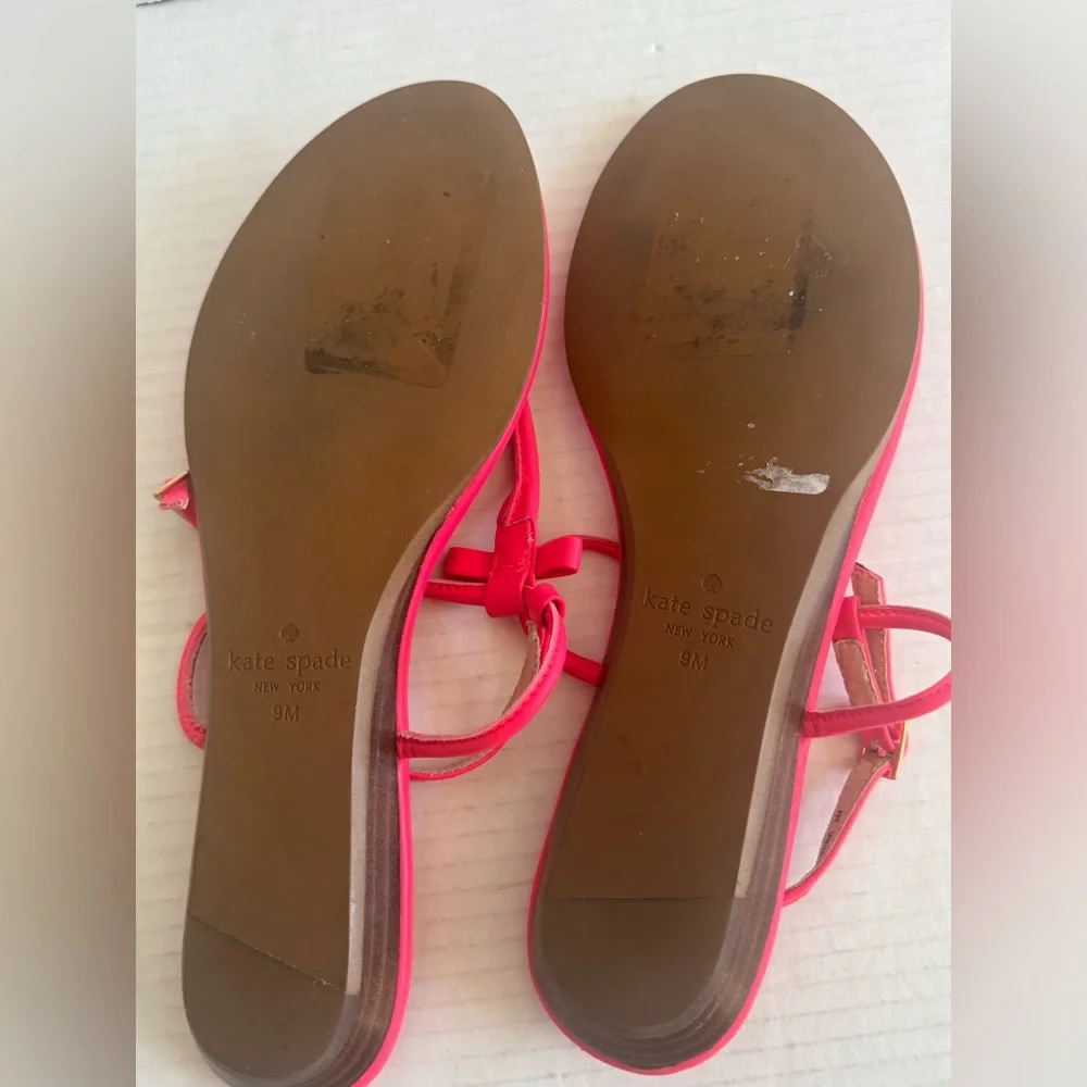 NEW Kate Spade Women’s Bow hot‎ pink sandals shoes size 9